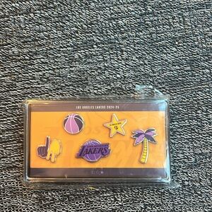 NEW Lakers Collectible  Pins with Display Case